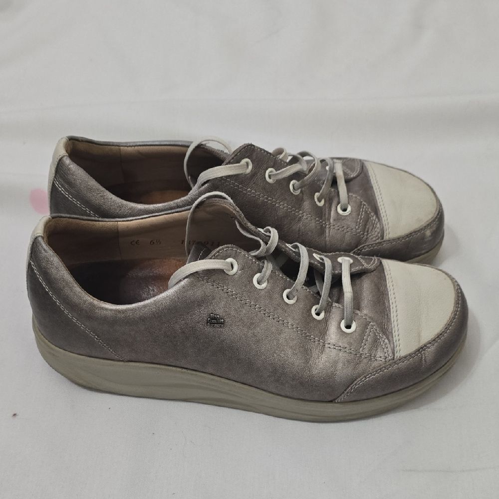 Finn Comfort Gray‎ and Cream Shoes
